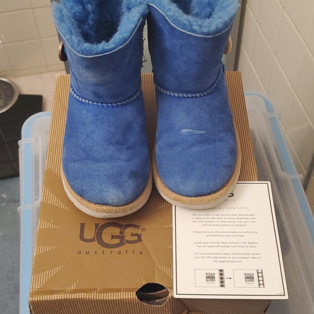 Girls ugg boots
